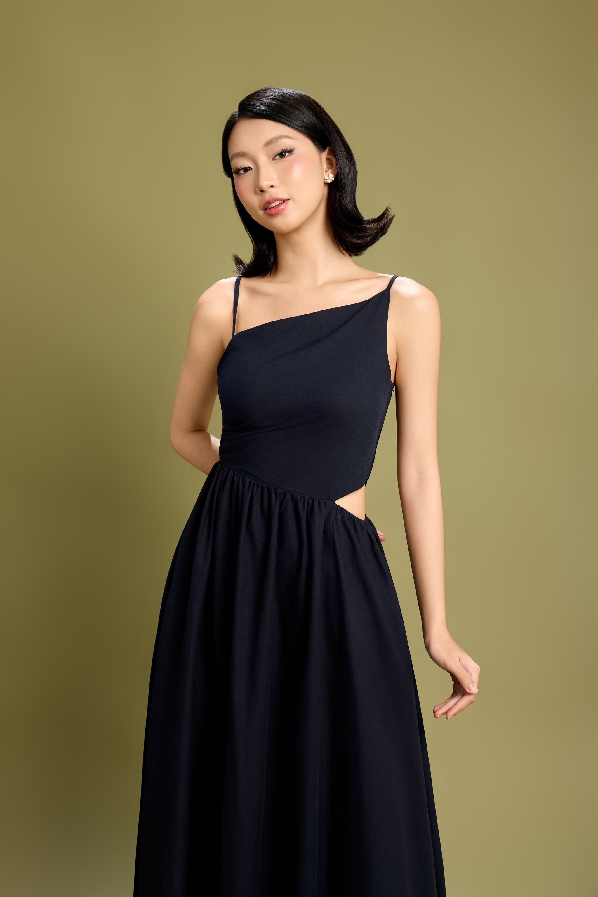 Upside Asymmetrical Cut-out Padded Dress in Navy