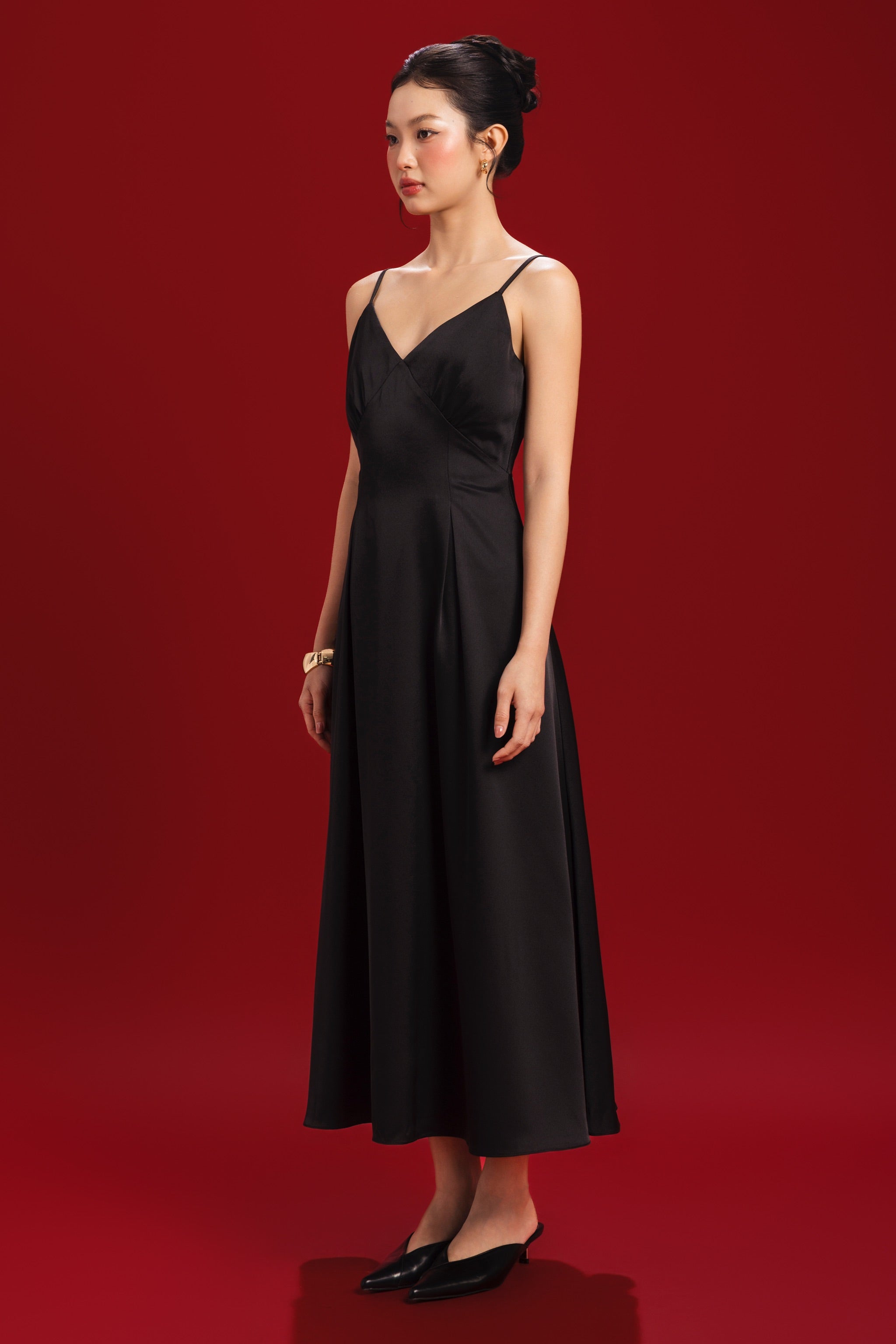 Opulence V-neck Padded Satin Dress in Black