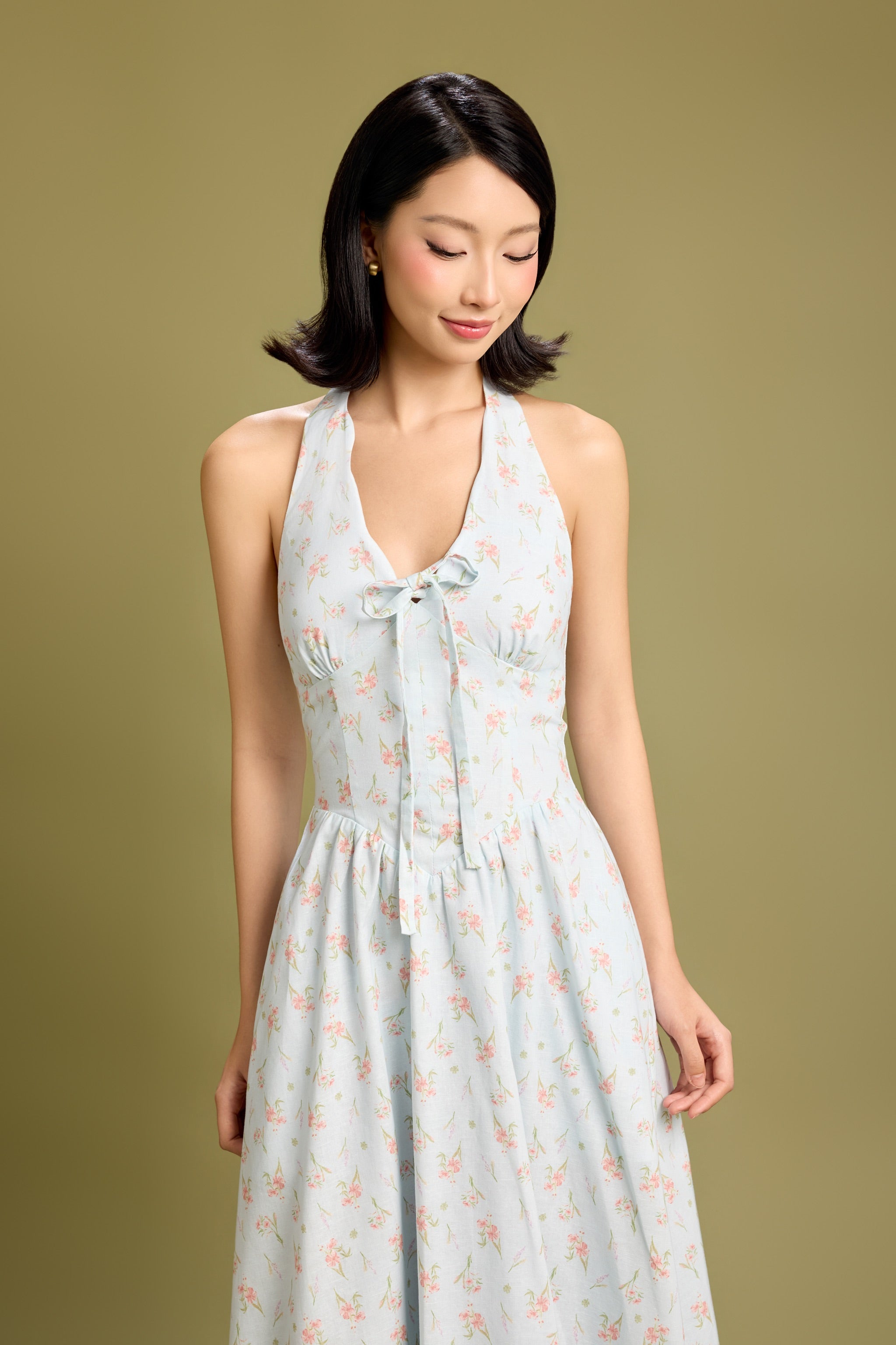 Broadway Scallop Halter Maxi Padded Dress in Lucky Bloom (Blue)