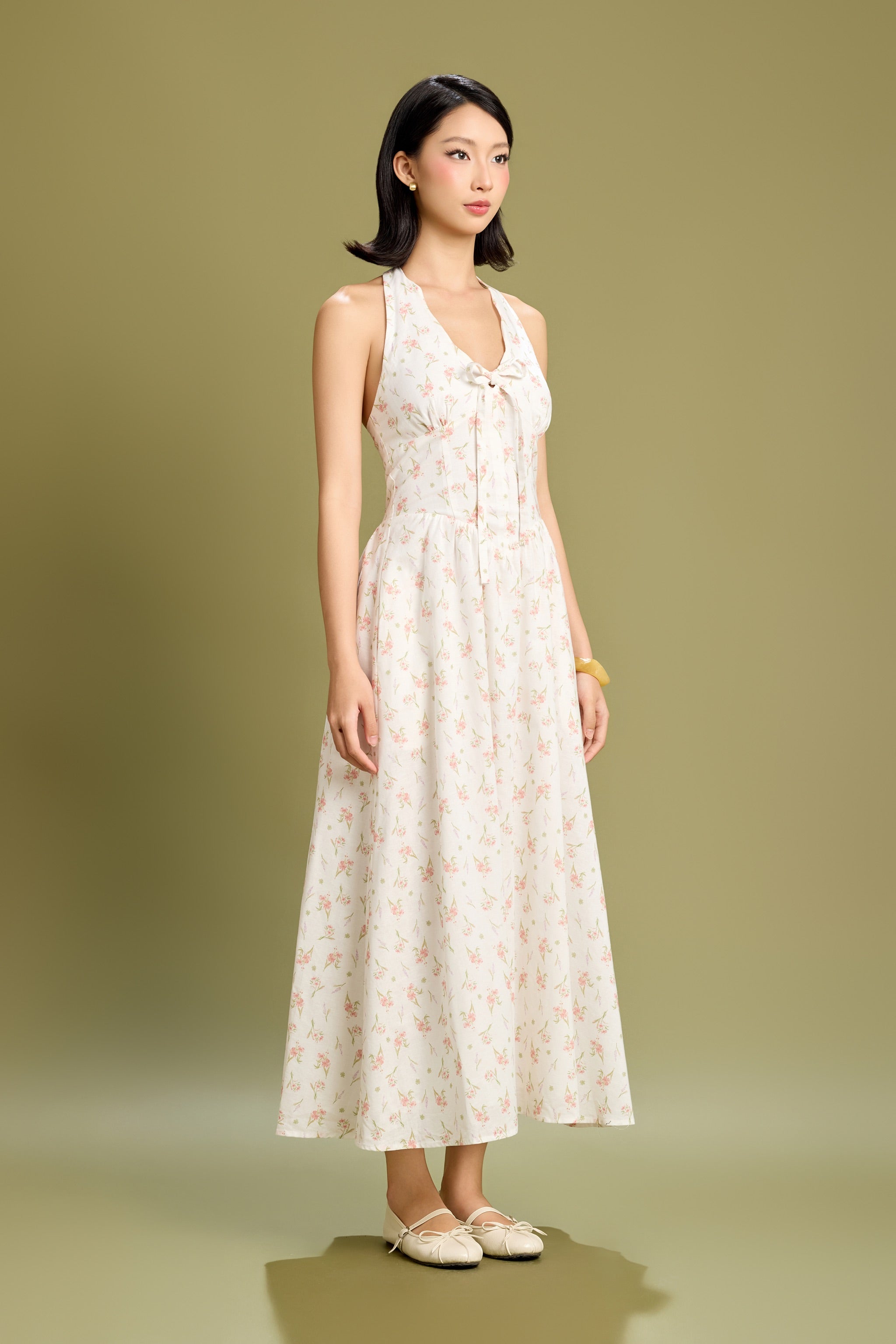 Broadway Scallop Halter Maxi Padded Dress in Lucky Bloom (Cream)
