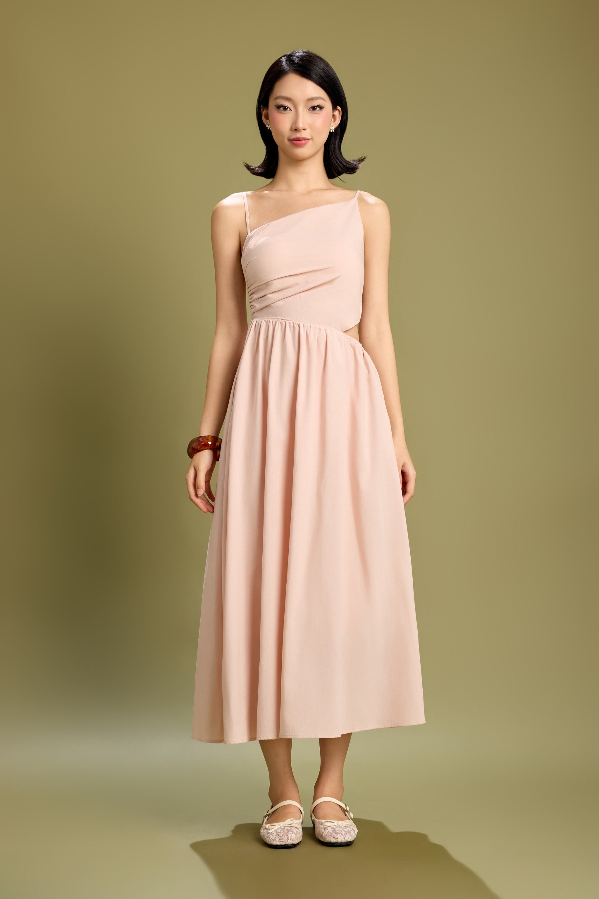 Upside Asymmetrical Cut-out Padded Dress in Crepe Pink