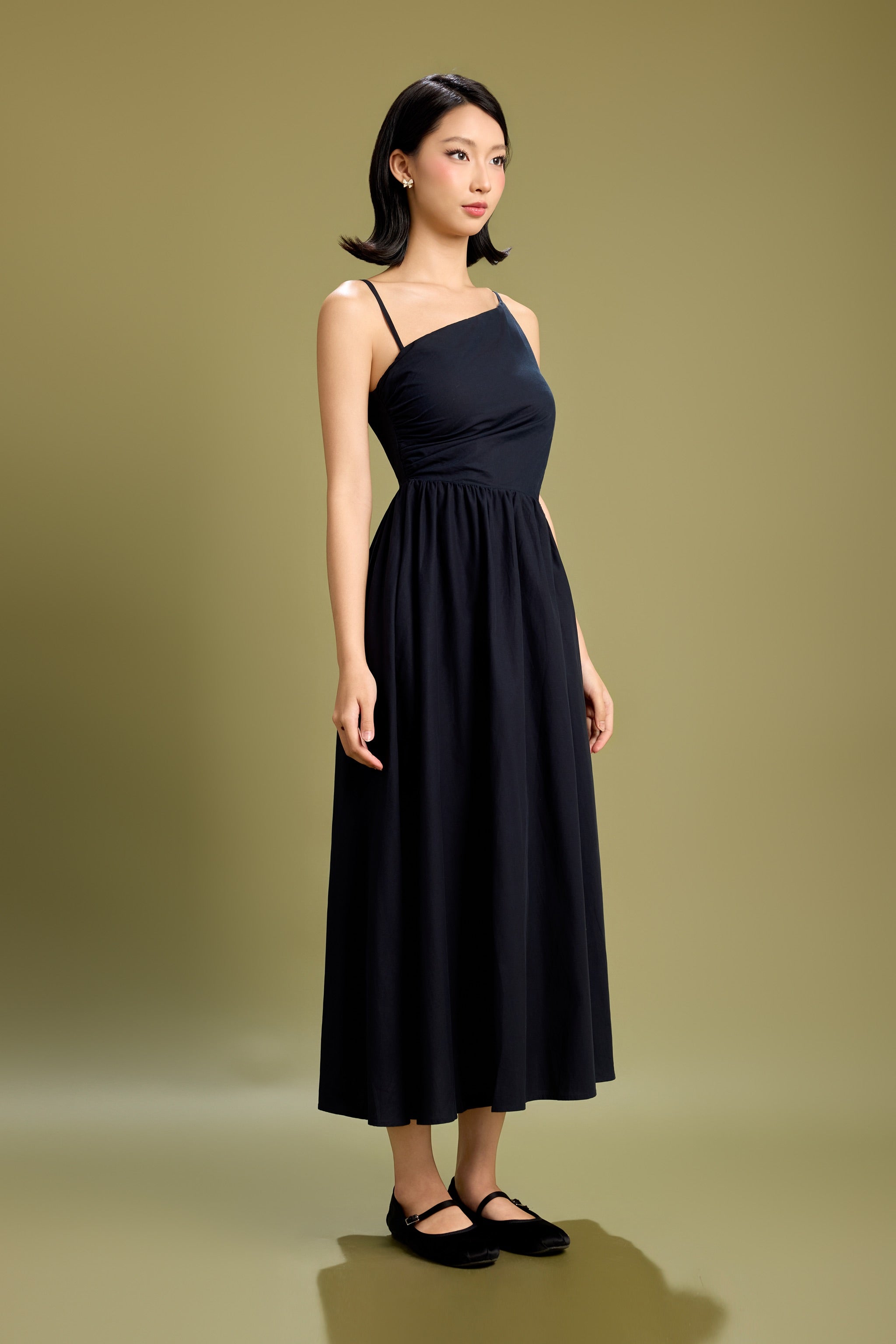 Upside Asymmetrical Cut-out Padded Dress in Navy