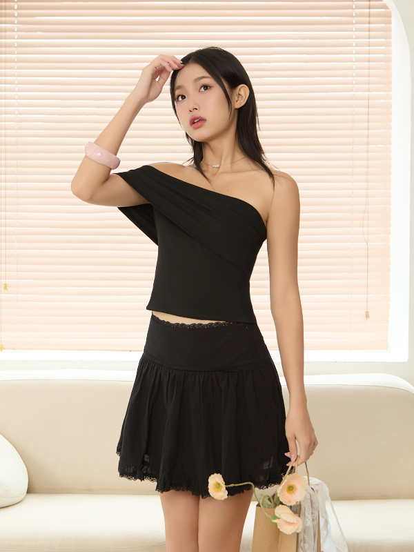 Martini Two-Way Off-shoulder Top in Black