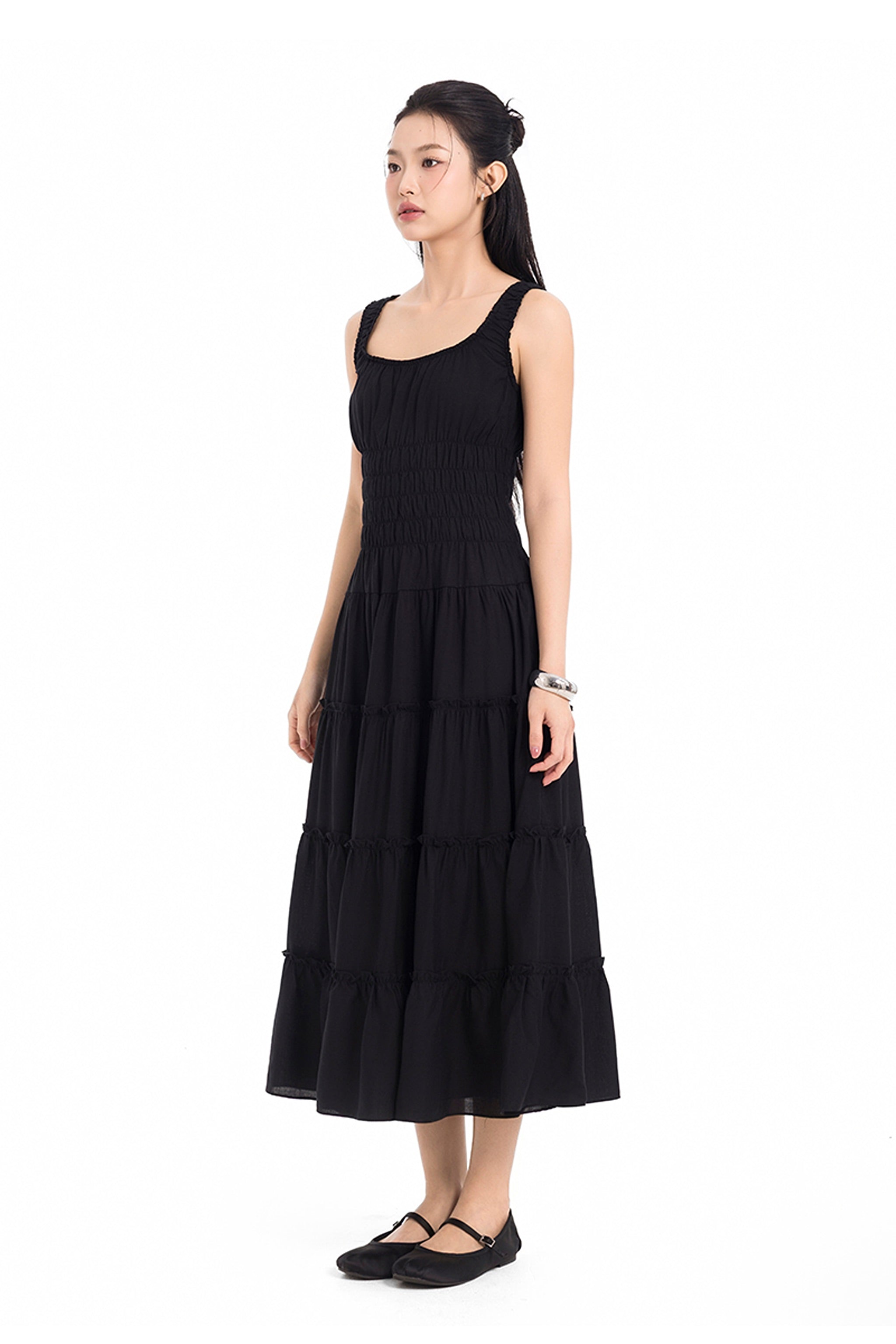 Sunday Stroll Smocked Linen Midi Dress in Black