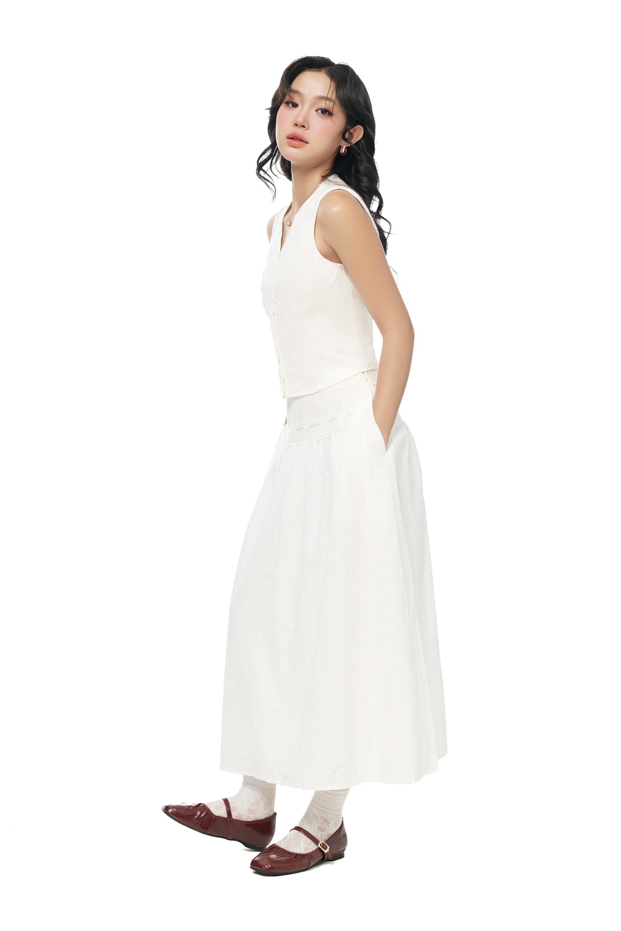 Riding Round Eyelet Midi Skirt in White